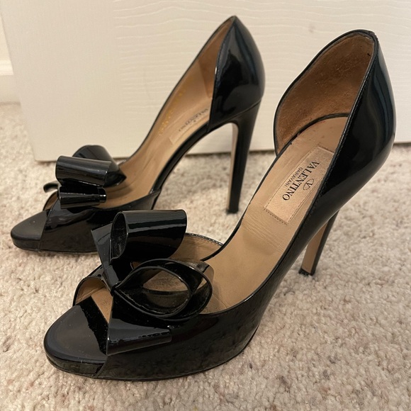 Valentino Garavani Shoes Valentino Bow Pumps Color black - Picture 2 of 7